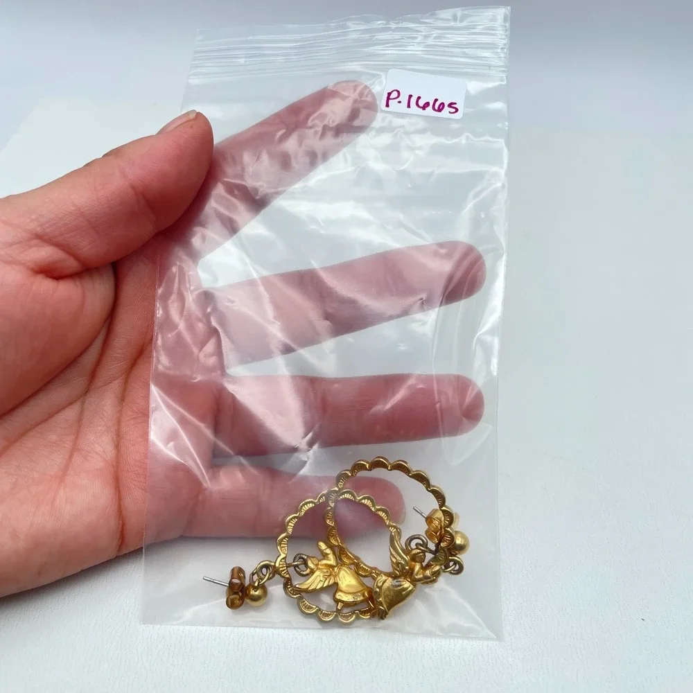 N/A vintage gold